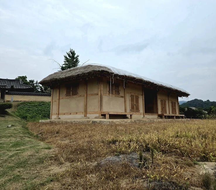 Traditional Tea Houses & Cafes in Insadong — Complete Directory (2026)